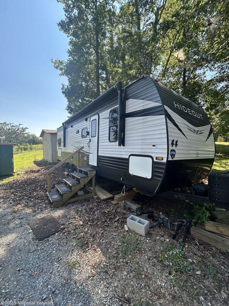 Email now about this 2021 Keystone Hideout 290QB! Used 2021 Keystone Hideout 290QB available in Cumming, Georgia