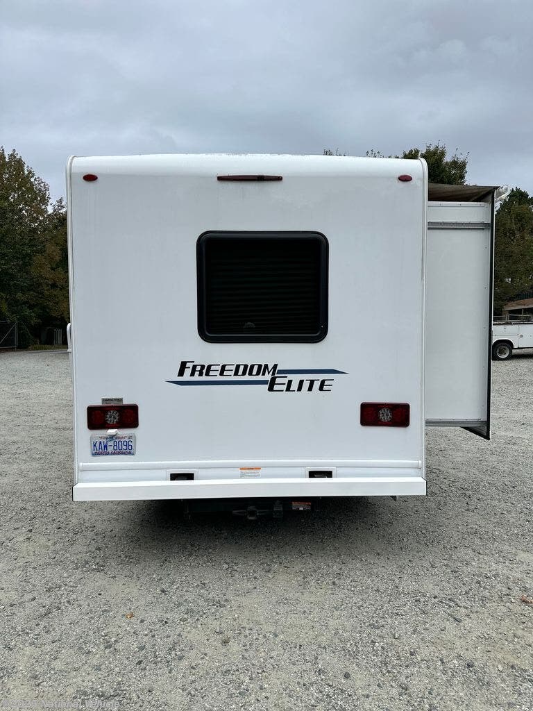 Contact us now about this 2022 Thor Motor Coach Freedom Elite 30FE! 2022 Freedom Elite 30FE by Thor Motor Coach from National Vehicle in Greensboro, North Carolina