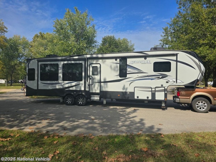 Email now about this 2017 Keystone Avalanche 365MB! Used 2017 Keystone Avalanche 365MB available in Poplar Bluffs, Missouri