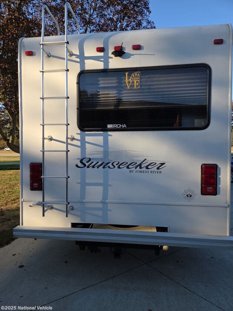 Contact us now about this 2010 Forest River Sunseeker 3170DS! 2010 Sunseeker 3170DS by Forest River from National Vehicle in Clinton Township, Michigan