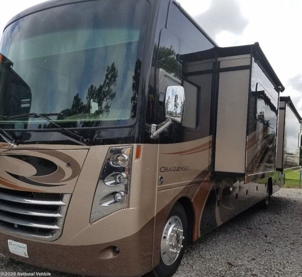Used 2017 Thor Motor Coach Challenger 37YT available in Denham Springs, Louisiana