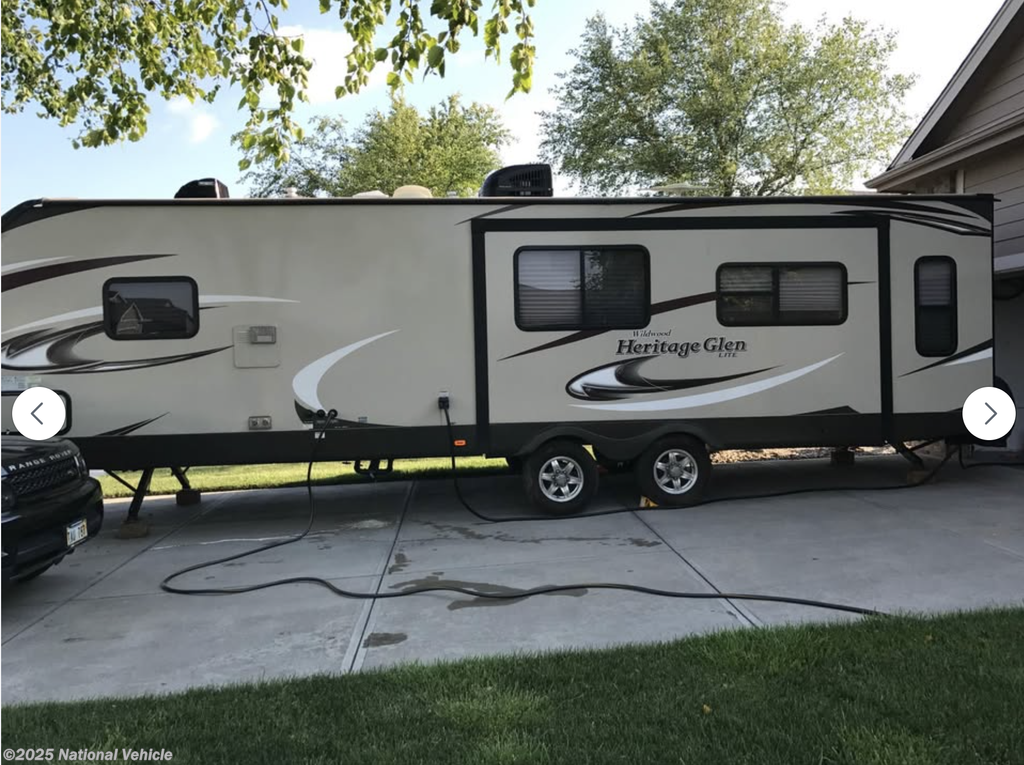 Email now about this 2015 Forest River Wildwood Heritage Glen Lite 272RLIS! Used 2015 Forest River Wildwood Heritage Glen Lite 272RLIS available in Papillion, Nebraska