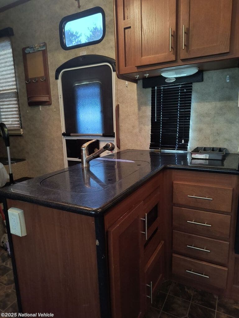 Used 2011 Keystone Fuzion 360 available in Kaplan, Louisiana