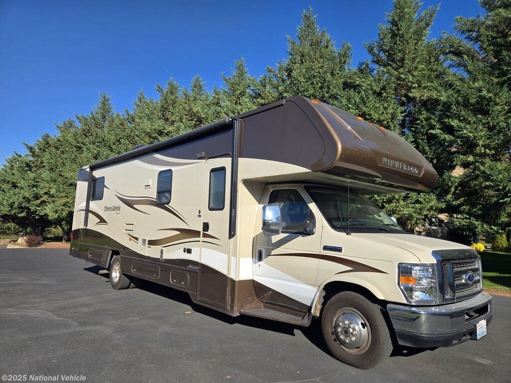 Used 2015 Winnebago Minnie Winnie Premier 31KP available in Cashmere, Washington