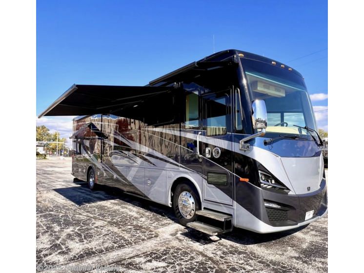 Email now about this 2021 Tiffin Phaeton 40IH! Used 2021 Tiffin Phaeton 40IH available in Oconomowoc, Wisconsin