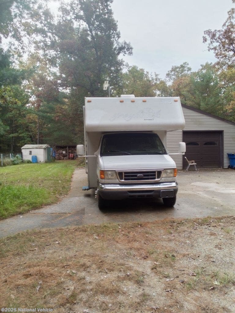 Call now about this 2008 Jayco Greyhawk Sport 25DB! 2008 Jayco Greyhawk Sport 25DB - Used Class C For Sale by National Vehicle in Free Soil, Michigan