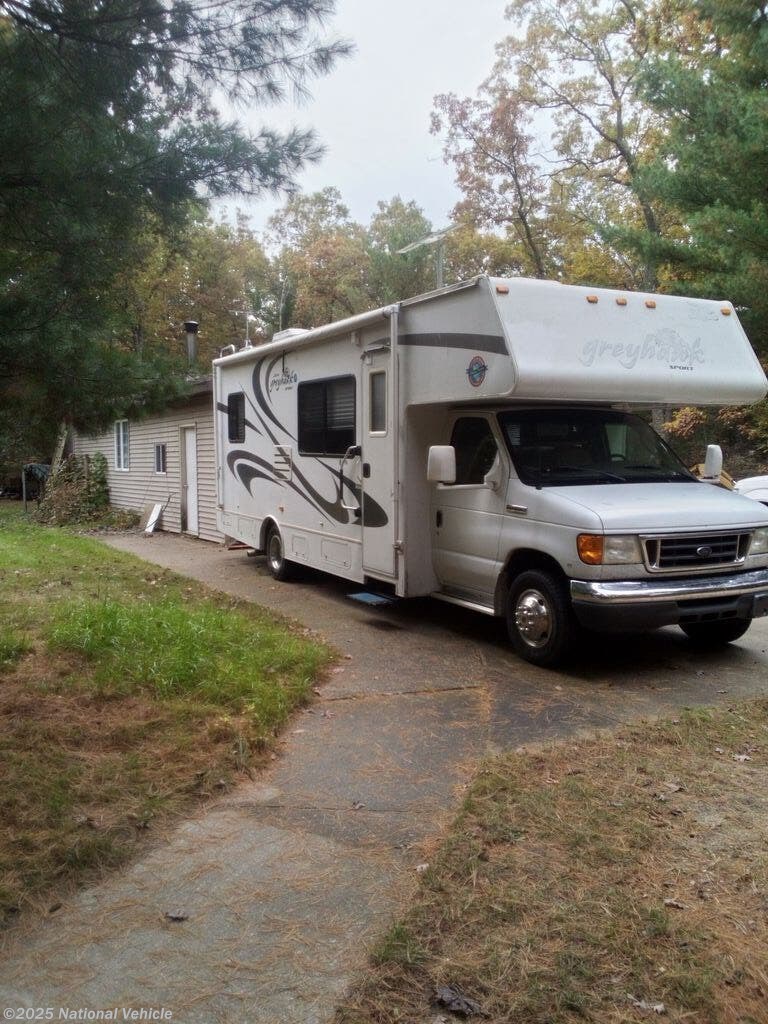 Email now about this 2008 Jayco Greyhawk Sport 25DB! Used 2008 Jayco Greyhawk Sport 25DB available in Free Soil, Michigan