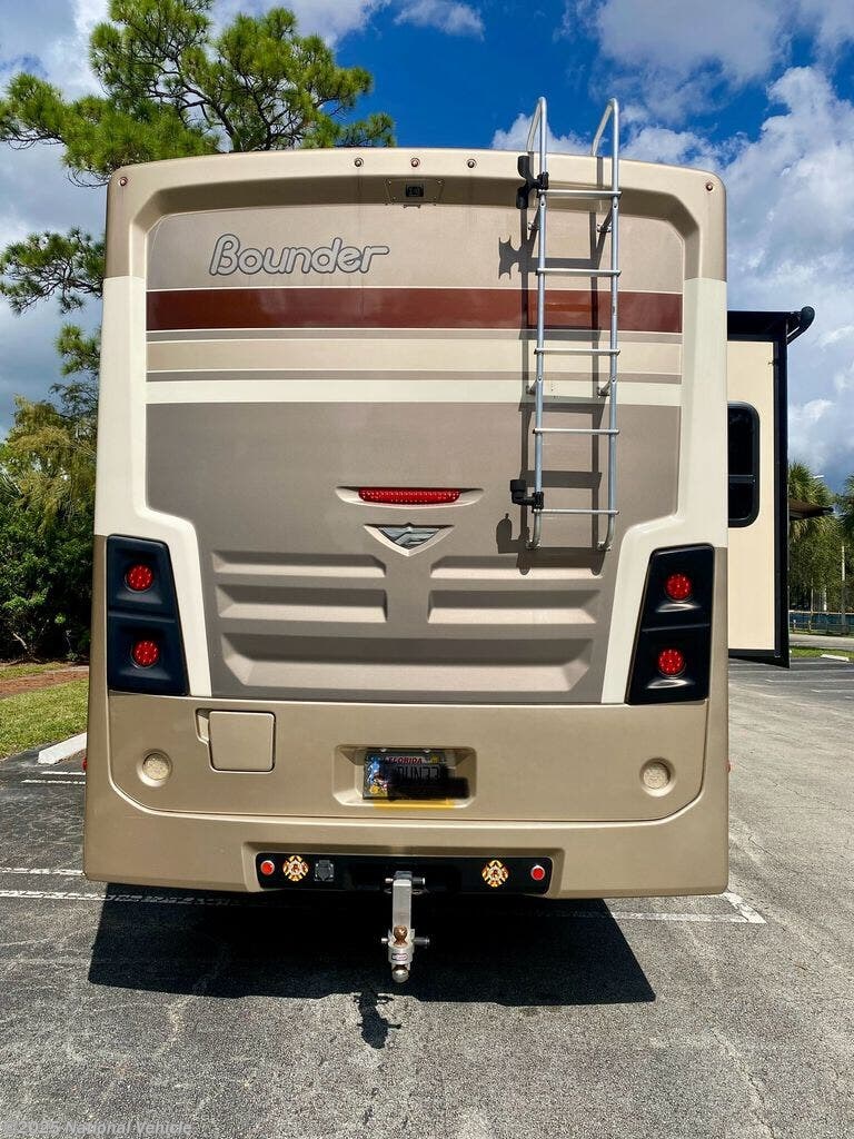 Call now about this 2016 Fleetwood Bounder 35K! 2016 Fleetwood Bounder 35K - Used Class A For Sale by National Vehicle in Royal Palm Beach, Florida