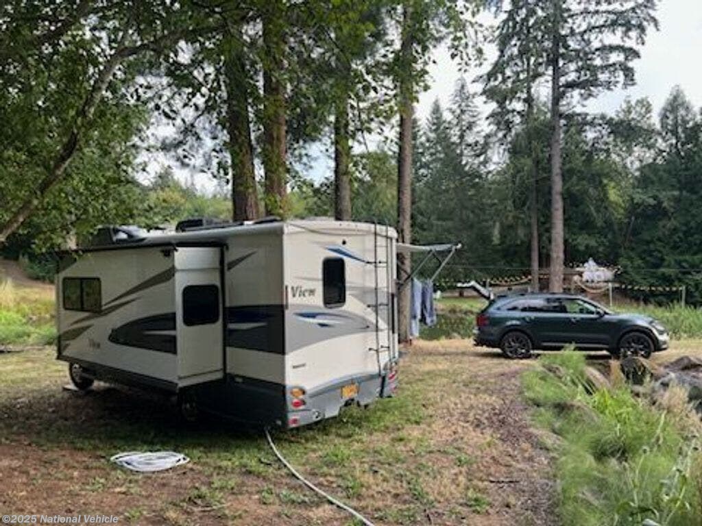 Contact us now about this 2019 Winnebago View 24D! 2019 View 24D by Winnebago from National Vehicle in Oregon City, Oregon