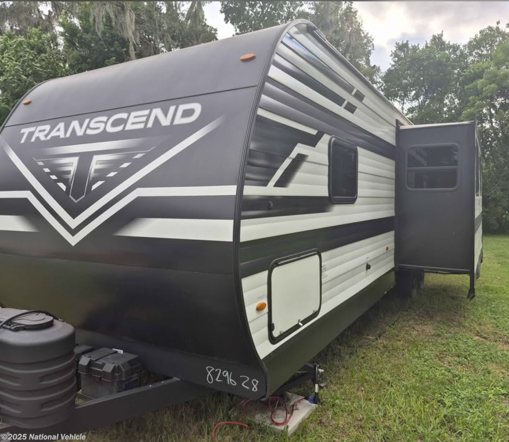 Contact us now about this 2024 Grand Design Transcend Xplor 321BH! 2024 Transcend Xplor 321BH by Grand Design from National Vehicle in Lakeland, Florida