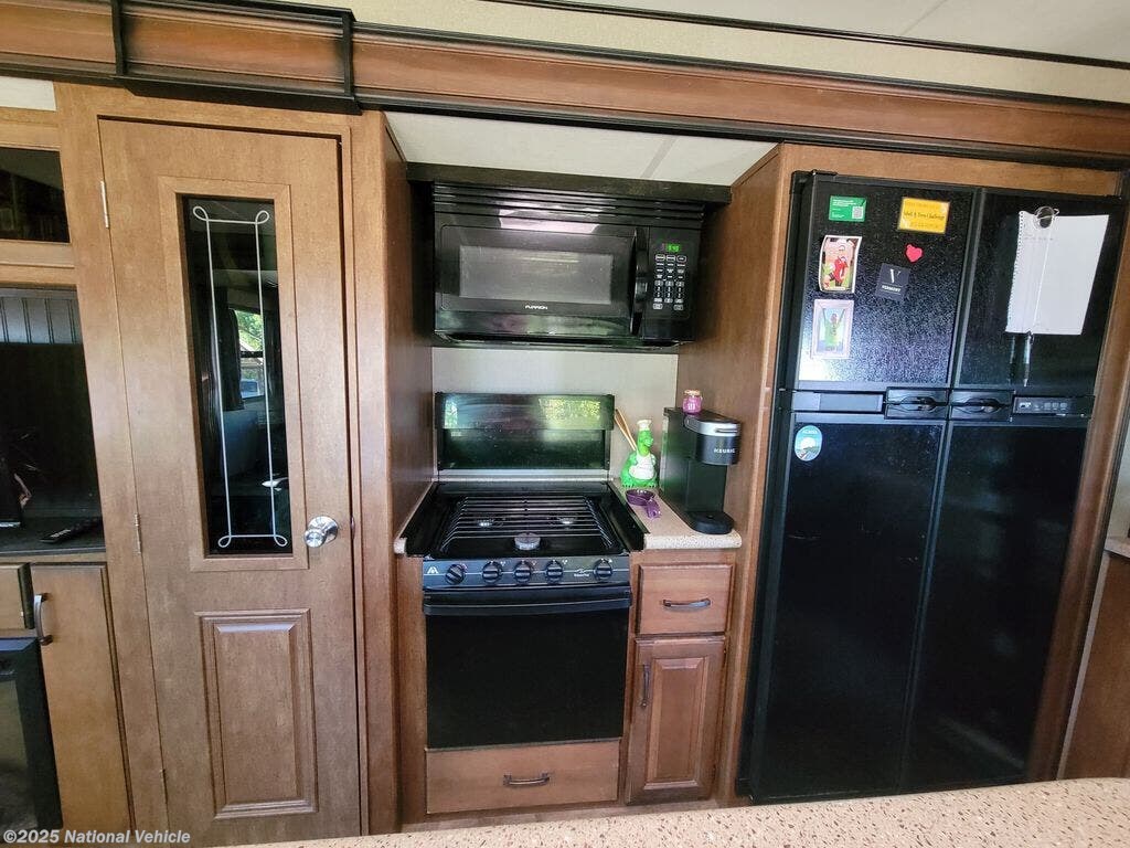 Contact us now about this 2018 Grand Design Reflection 315RLTS! 2018 Reflection 315RLTS by Grand Design from National Vehicle in Grand Junction, Colorado