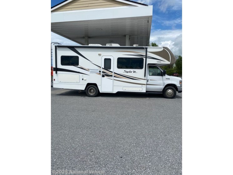 Email now about this 2017 Winnebago Spirit 25B! Used 2017 Winnebago Spirit 25B available in Lindenhurst, New York