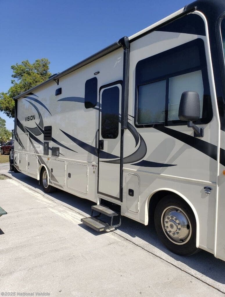 Contact us now about this 2021 Entegra Coach Vision 31V! 2021 Vision 31V by Entegra Coach from National Vehicle in Pittsburgh, Pennsylvania