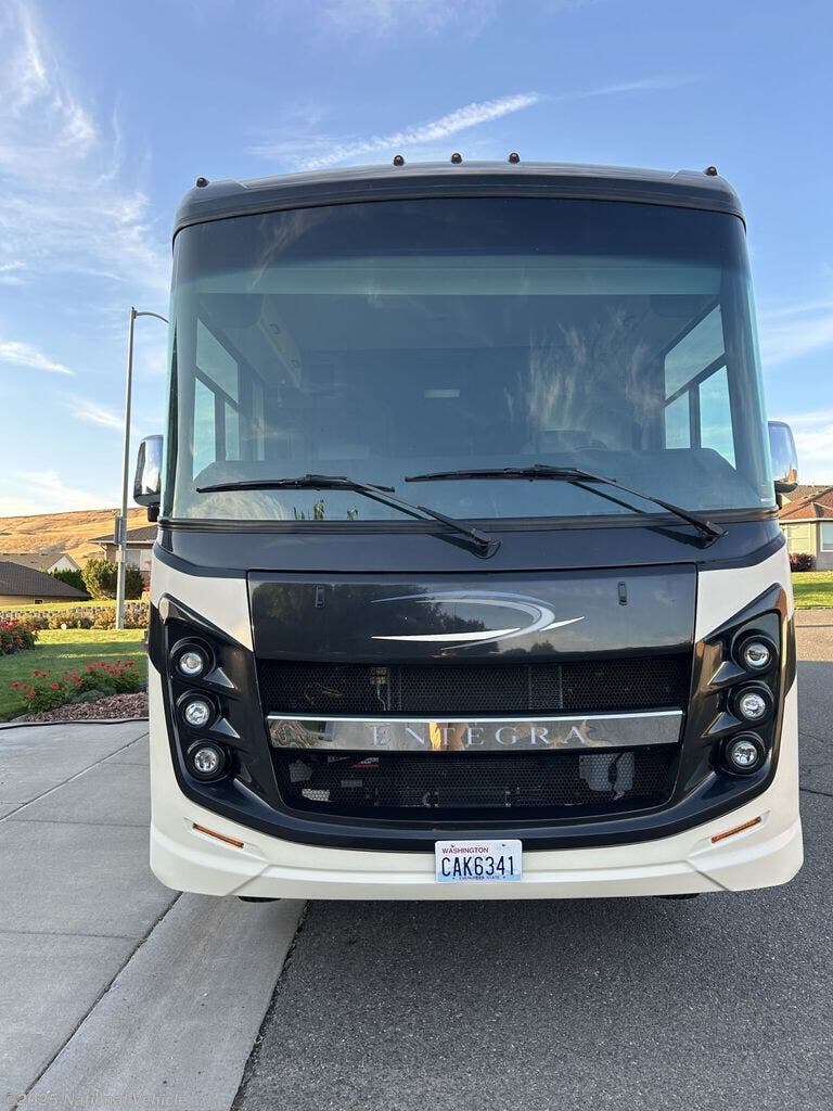 Contact us now about this 2021 Entegra Coach Vision XL 34B! 2021 Vision XL 34B by Entegra Coach from National Vehicle in Yakima, Washington