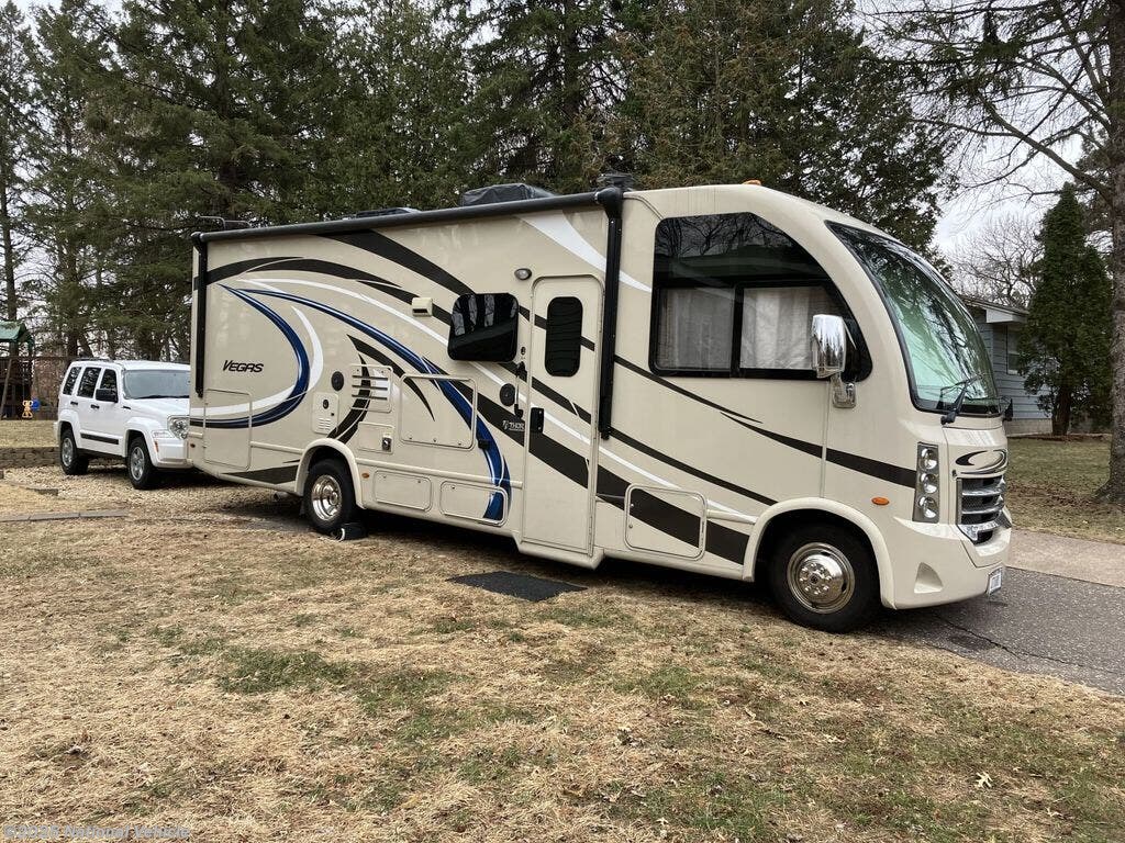Email now about this 2017 Thor Motor Coach Vegas 25.4! Used 2017 Thor Motor Coach Vegas 25.4 available in Hudson, Wisconsin