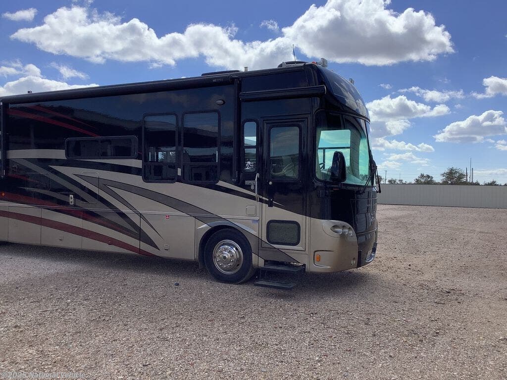 Contact us now about this 2007 Gulf Stream Tour Master 40B! 2007 Tour Master 40B by Gulf Stream from National Vehicle in Lubbock, Texas