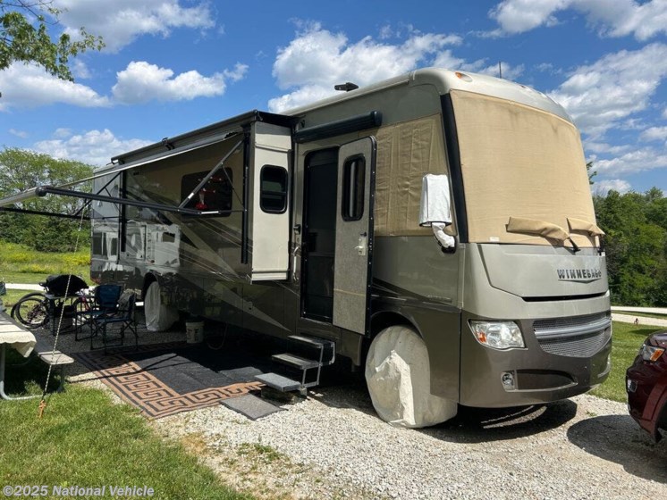 Email now about this 2015 Winnebago Adventurer 38Q! Used 2015 Winnebago Adventurer 38Q available in Florence, Arizona