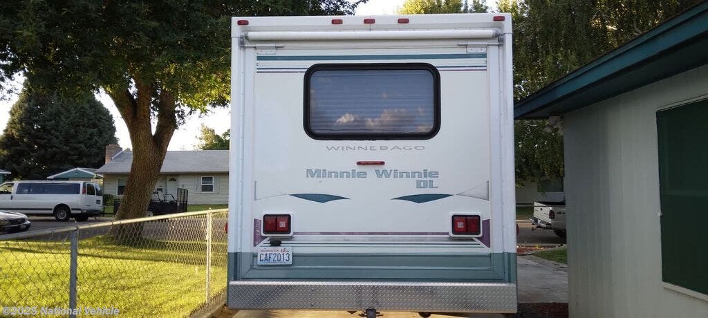 Call now about this 1998 Winnebago Minnie Winnie 31WS! 1998 Winnebago Minnie Winnie 31WS - Used Class C For Sale by National Vehicle in Richland, Washington
