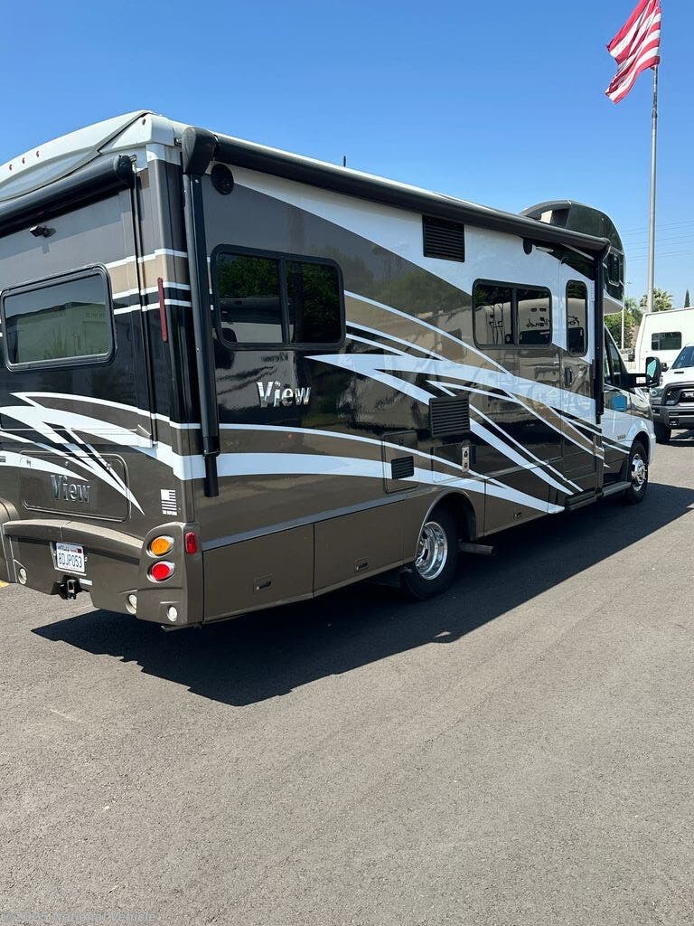 Call now about this 2017 Winnebago View 24G! 2017 Winnebago View 24G - Used Class C For Sale by National Vehicle in Mount Baldy, California