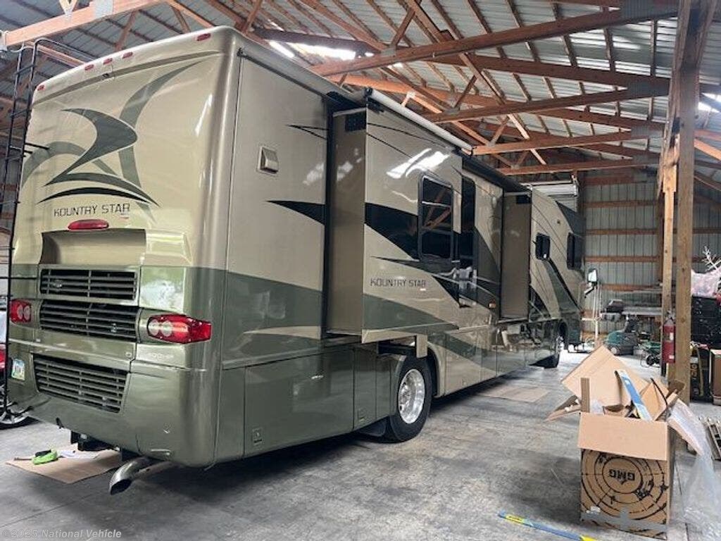 Used 2007 Newmar Kountry Star 3914 available in Massena, Iowa