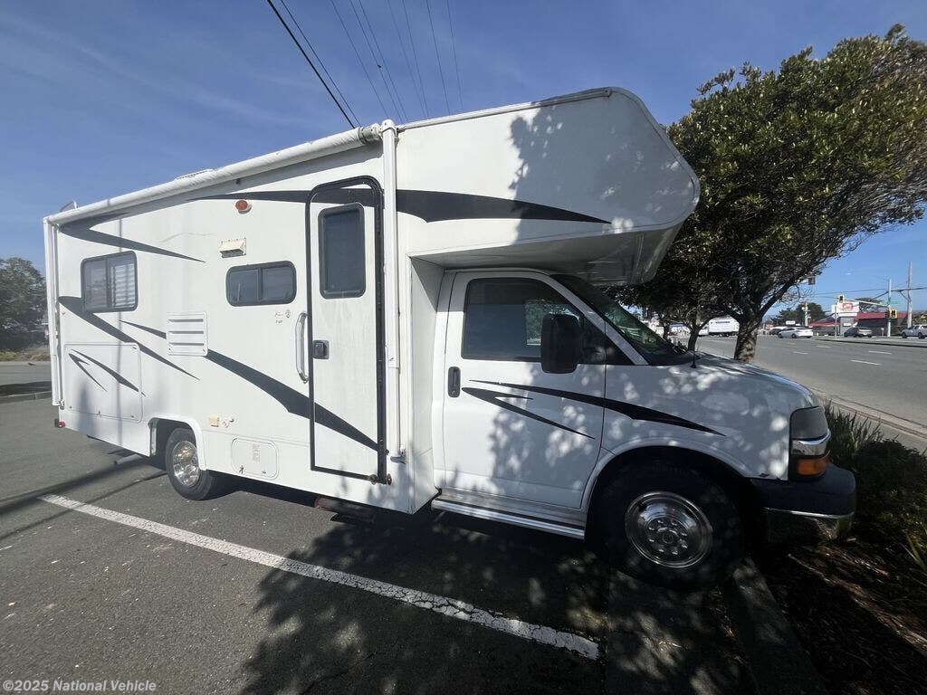 Email now about this 2008 Coachmen Freelander 21QB! Used 2008 Coachmen Freelander 21QB available in Crescent City, California