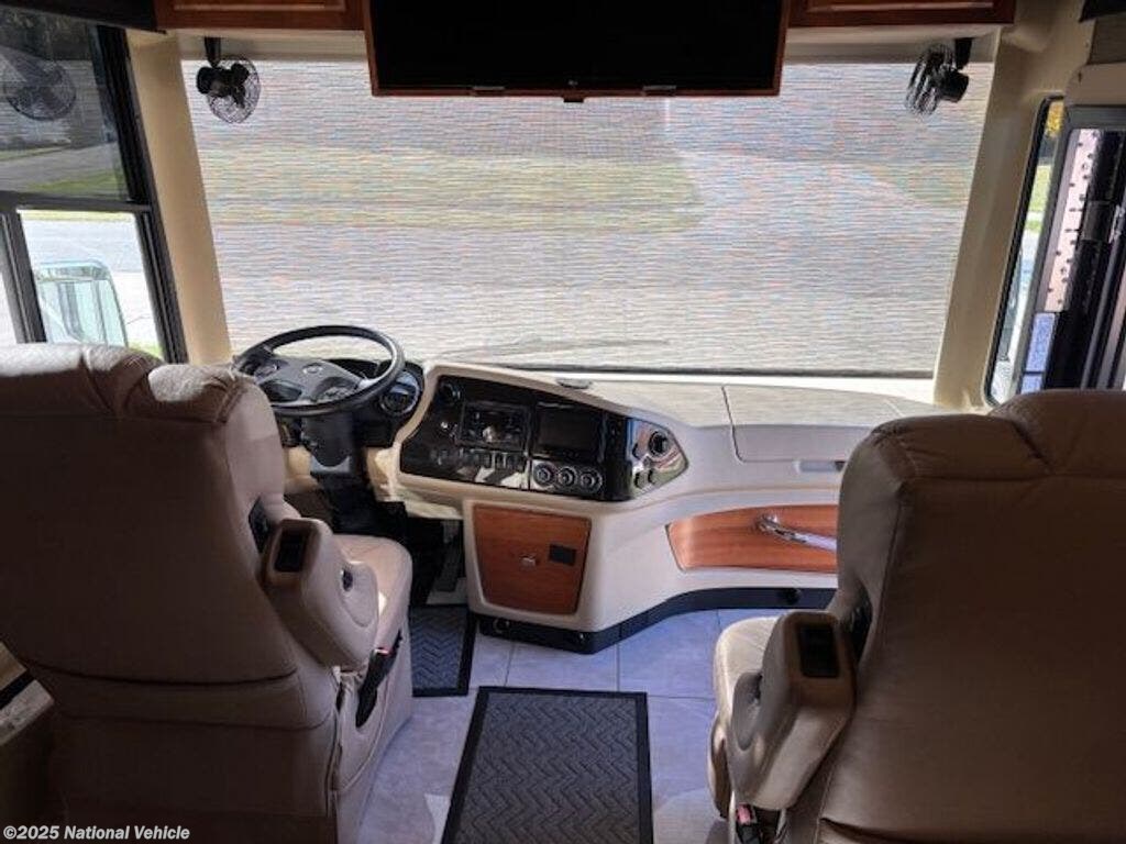 Used 2017 Tiffin Phaeton 40QBH available in Girard, Ohio