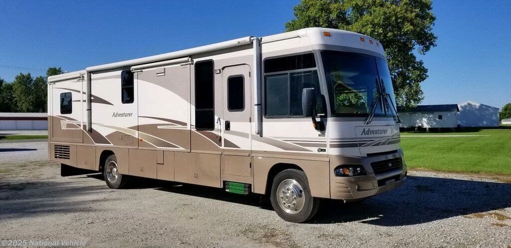 Email now about this 2005 Winnebago Adventurer 35A! Used 2005 Winnebago Adventurer 35A available in Carthage, Illinois