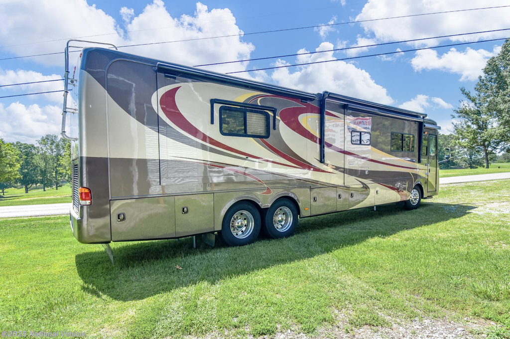 Call now about this 2009 Beaver Monterey Sunset! 2009 Beaver Monterey Sunset - Used Class A For Sale by National Vehicle in Alexander City, Alabama