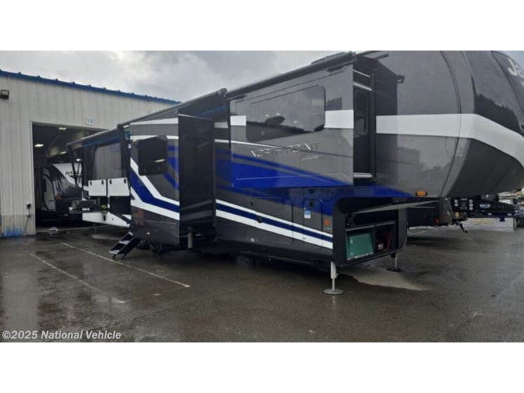 Email now about this 2026 Jayco North Point 382FLRB! Used 2026 Jayco North Point 382FLRB available in Suffern, New York