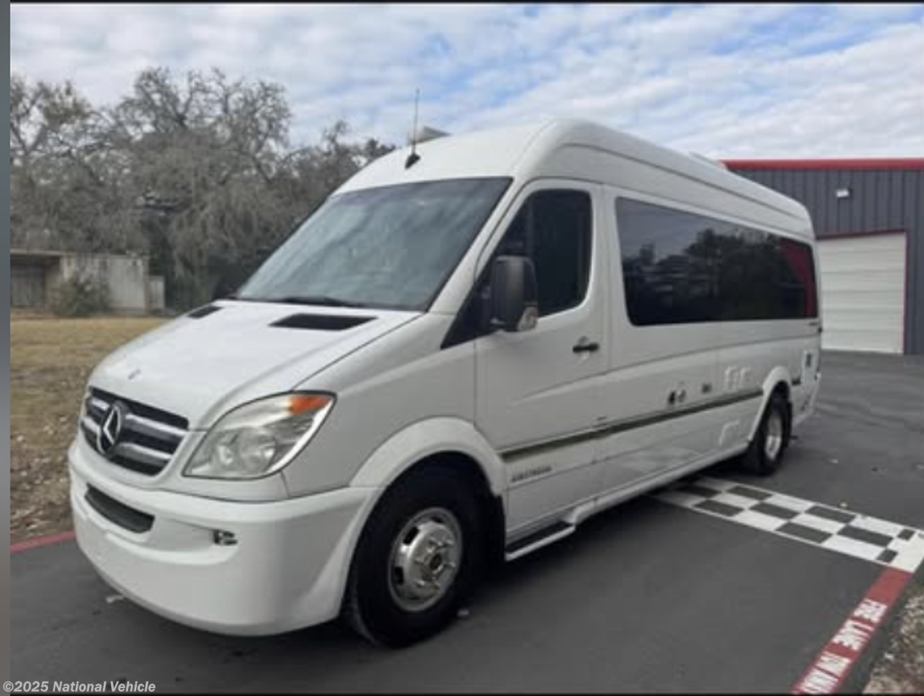 Email now about this 2013 Airstream Interstate 3500 Extended Lounge! Used 2013 Airstream Interstate 3500 Extended Lounge available in Burnet, Texas