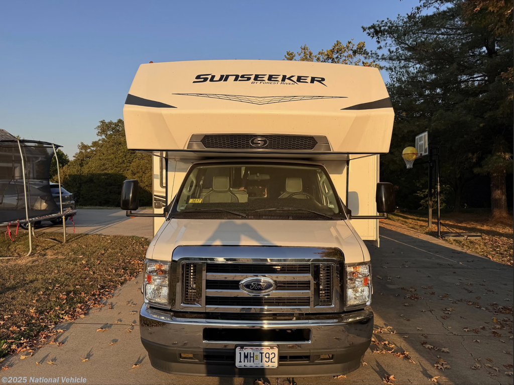 Email now about this 2022 Forest River Sunseeker Classic 2860DS! Used 2022 Forest River Sunseeker Classic 2860DS available in Troy, Missouri