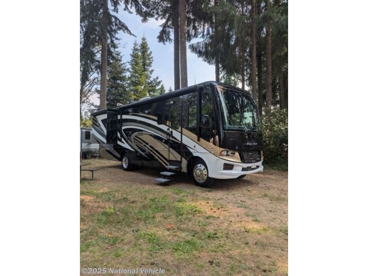 Email now about this 2022 Newmar Bay Star 3124! Used 2022 Newmar Bay Star 3124 available in Eugene, Oregon