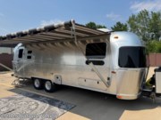 Call now about this 2023 Airstream Globetrotter 27FB Twin! 2023 Airstream Globetrotter 27FB Twin - Used Travel Trailer For Sale by National Vehicle in Waukee, Iowa