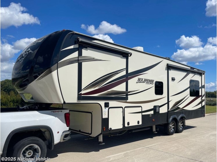 Email now about this 2017 Keystone Alpine 3011RE! Used 2017 Keystone Alpine 3011RE available in McKinney, Texas