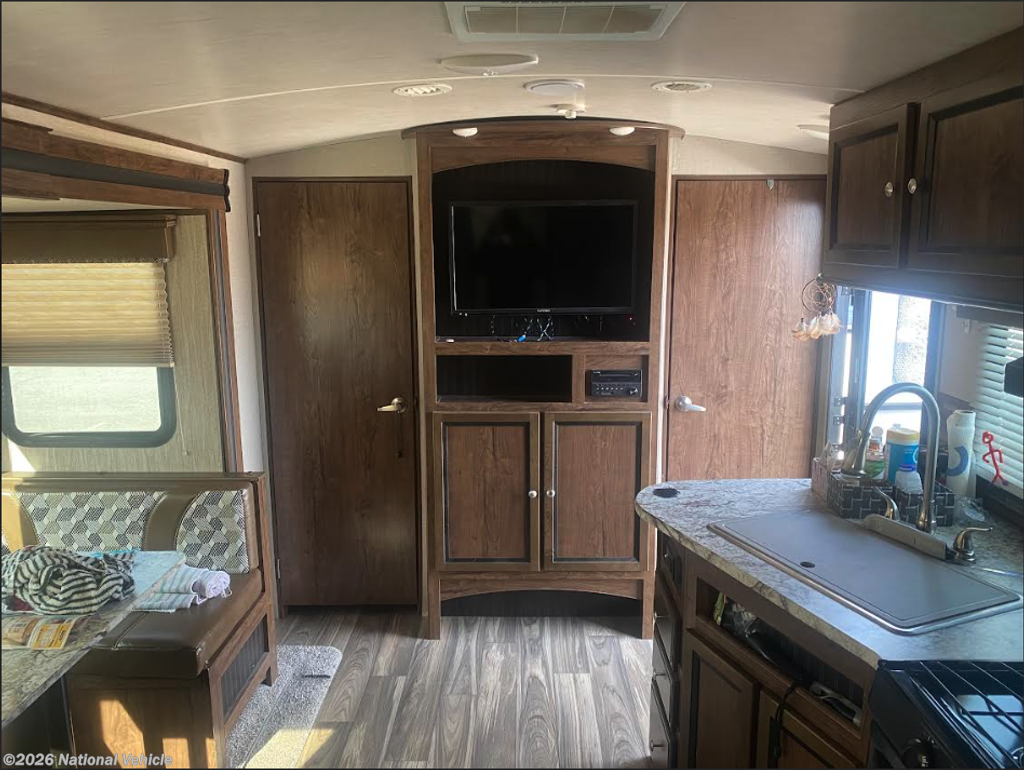 Used 2018 Cruiser RV MPG Ultra Lite 2250RB available in Rancho Cucamonga, California