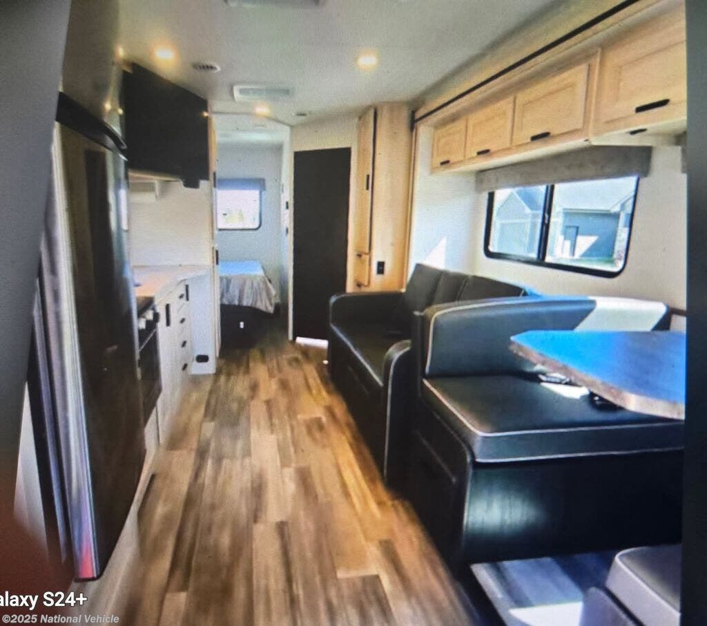 Contact us now about this 2024 Forest River Sunseeker LE 2550DS! 2024 Sunseeker LE 2550DS by Forest River from National Vehicle in Eagan, Minnesota