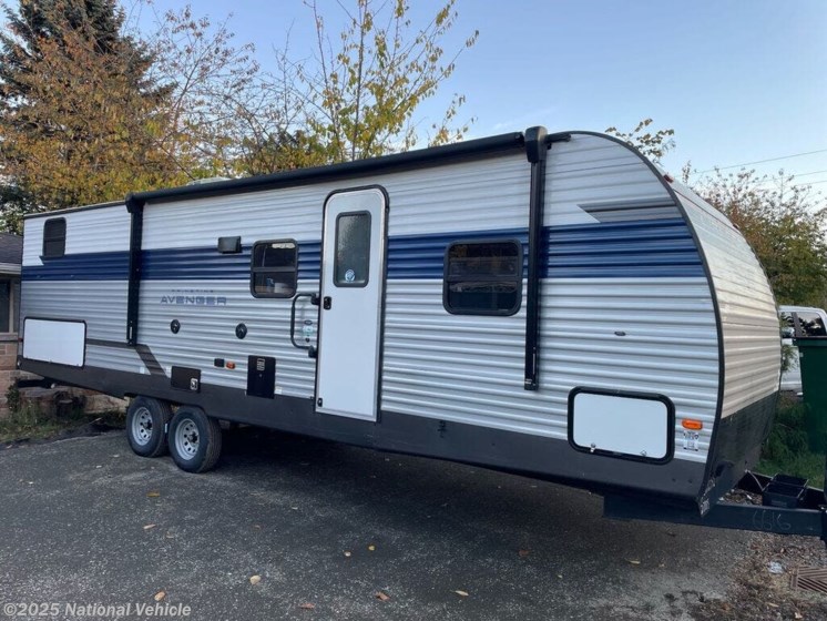 Email now about this 2023 Forest River Avenger 27DBS! Used 2023 Forest River Avenger 27DBS available in Everett, Washington