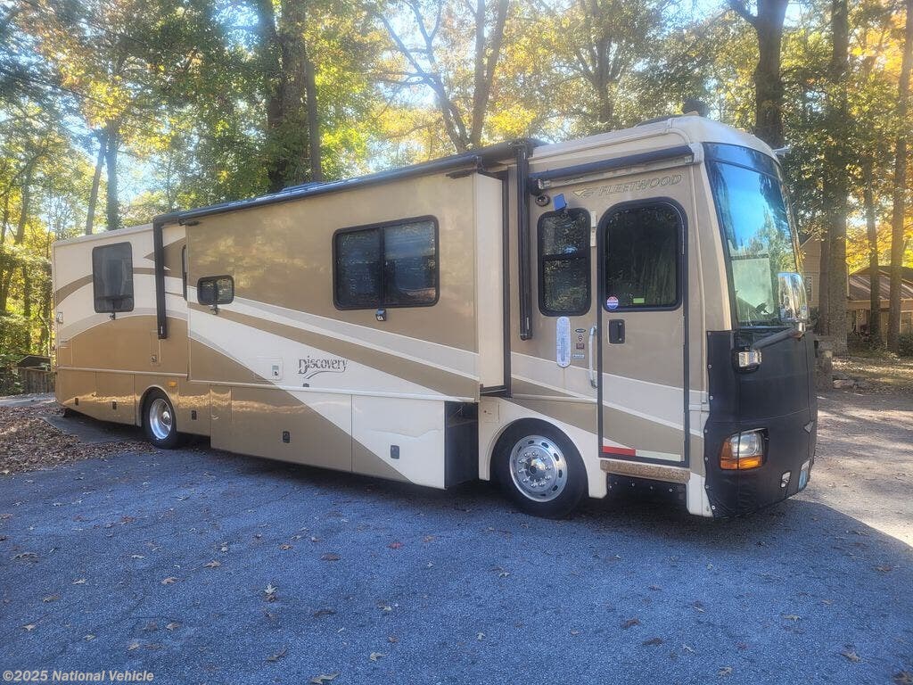 Call now about this 2006 Fleetwood Discovery 39J! 2006 Fleetwood Discovery 39J - Used Class A For Sale by National Vehicle in Stone Mountain, Georgia