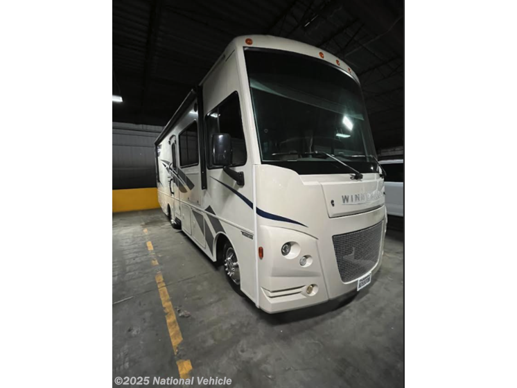 Email now about this 2018 Winnebago Vista 27PE! Used 2018 Winnebago Vista 27PE available in Napa, California