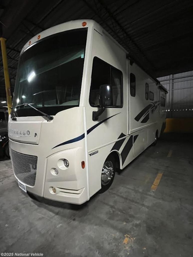 Call now about this 2018 Winnebago Vista 27PE! 2018 Winnebago Vista 27PE - Used Class A For Sale by National Vehicle in Napa, California