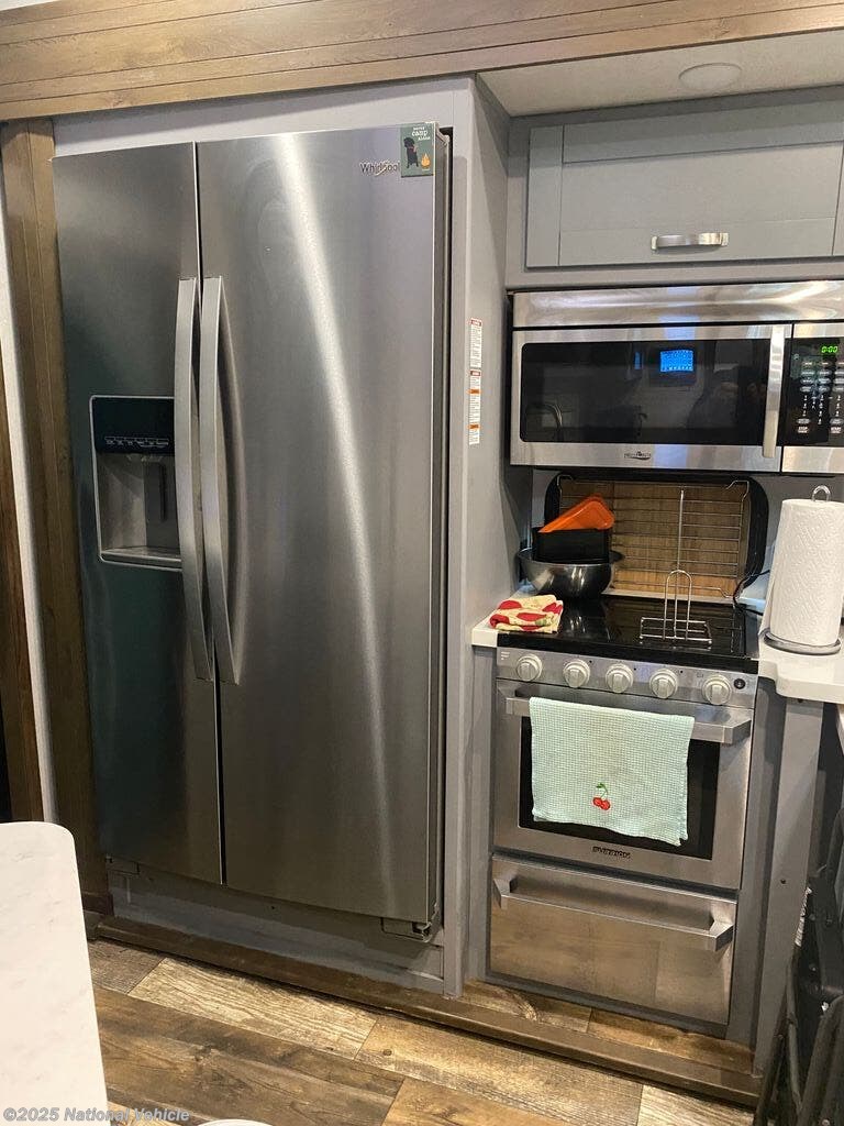 Used 2020 Keystone Fuzion 429 available in Hilton Head Island, South Carolina