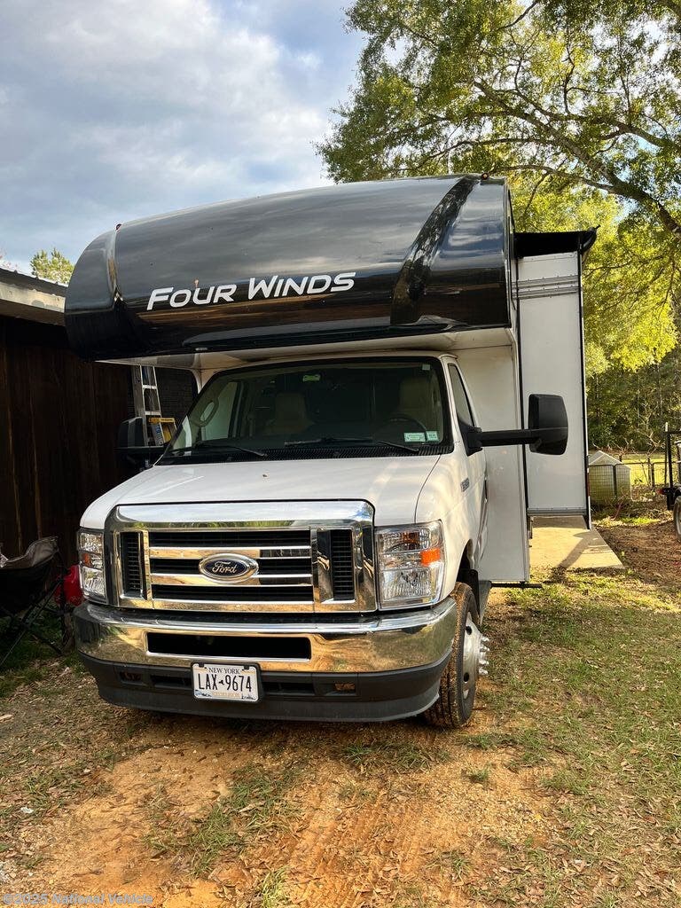 Email now about this 2022 Thor Motor Coach Four Winds 31W! Used 2022 Thor Motor Coach Four Winds 31W available in Angie, Louisiana