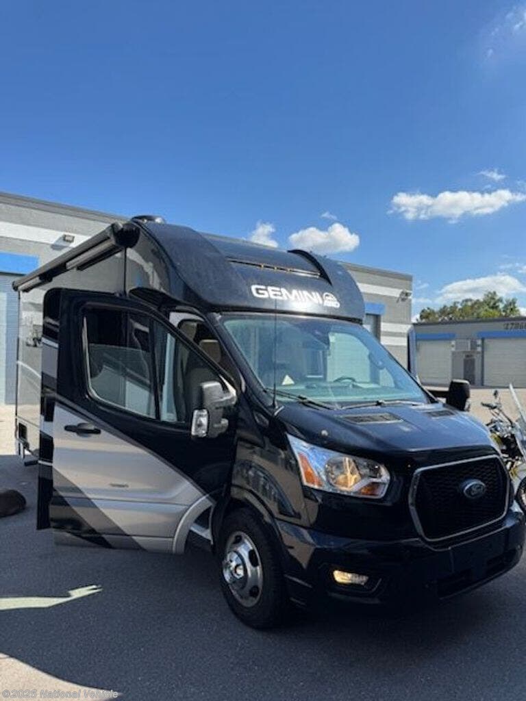 Call now about this 2022 Thor Motor Coach Gemini 23TE! 2022 Thor Motor Coach Gemini 23TE - Used Class C For Sale by National Vehicle in Fort Myers, Florida