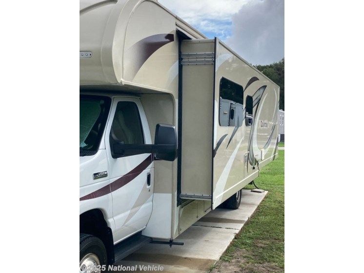Email now about this 2017 Thor Motor Coach Quantum WS31! Used 2017 Thor Motor Coach Quantum WS31 available in Webster, Florida