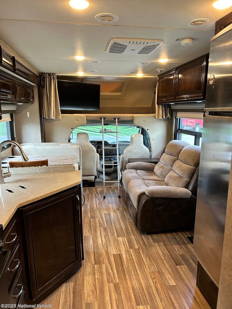 Used 2017 Thor Motor Coach Quantum WS31 available in Webster, Florida