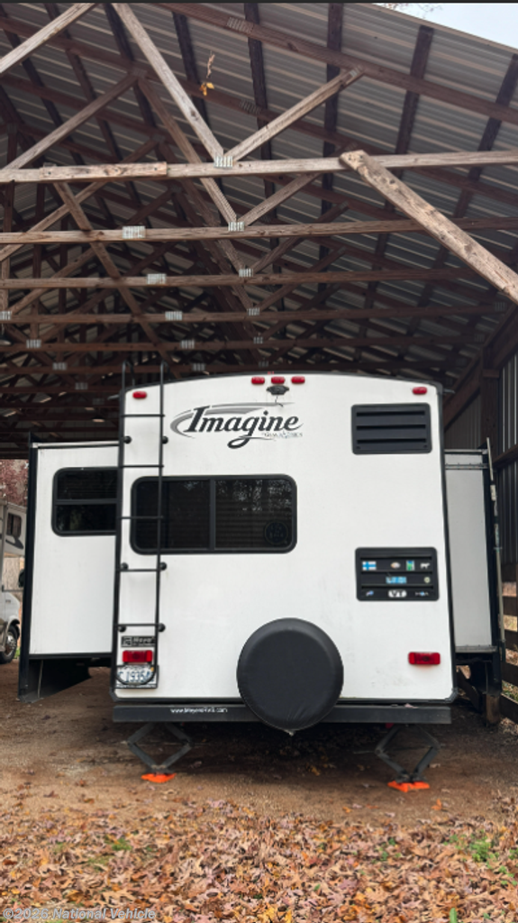 Call now about this 2018 Grand Design Imagine 2670MK! 2018 Grand Design Imagine 2670MK - Used Travel Trailer For Sale by National Vehicle in Seneca, South Carolina