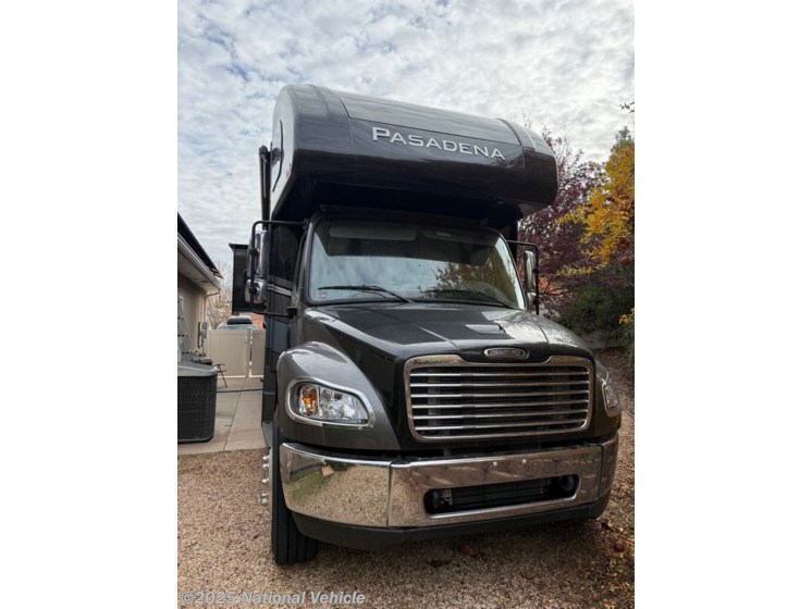 Email now about this 2023 Thor Motor Coach Pasadena 38BX! Used 2023 Thor Motor Coach Pasadena 38BX available in St. George, Utah