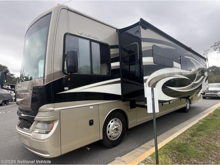 Email now about this 2016 Fleetwood Pace Arrow LXE 38K! Used 2016 Fleetwood Pace Arrow LXE 38K available in Palm Coast, Florida