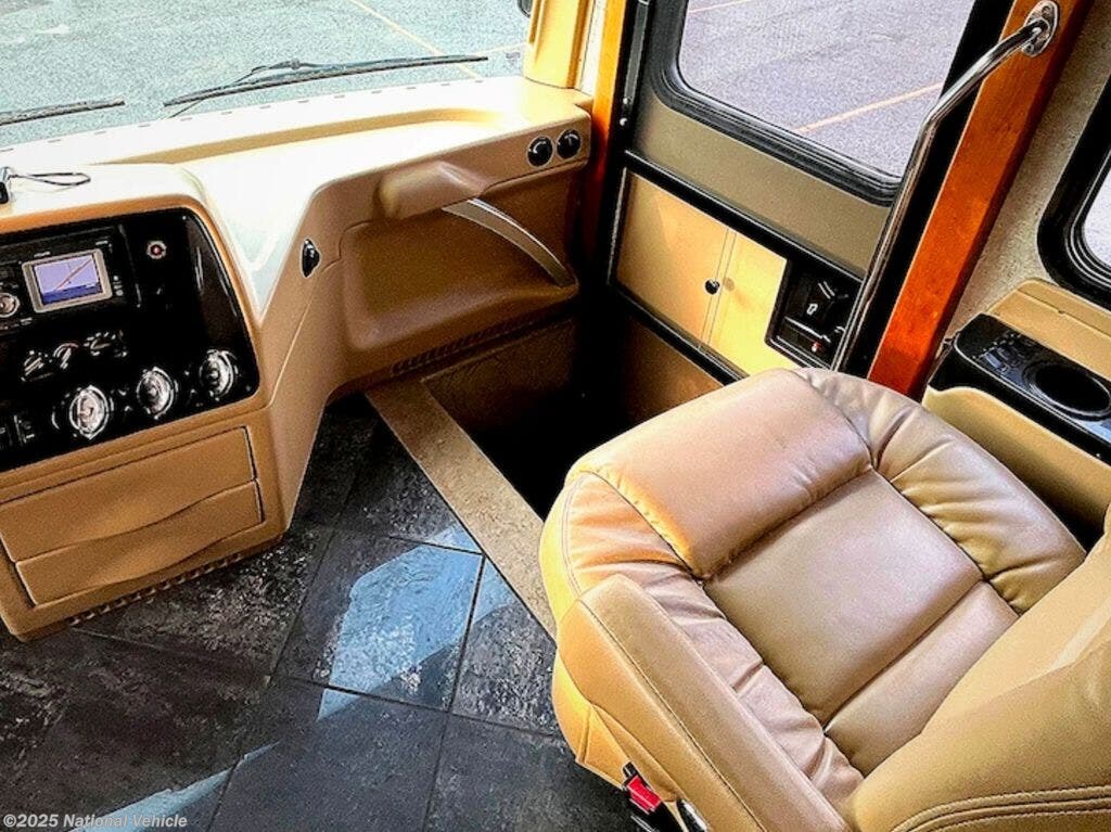 Used 2009 Newmar Dutch Aire 4331 available in Palmview, Texas