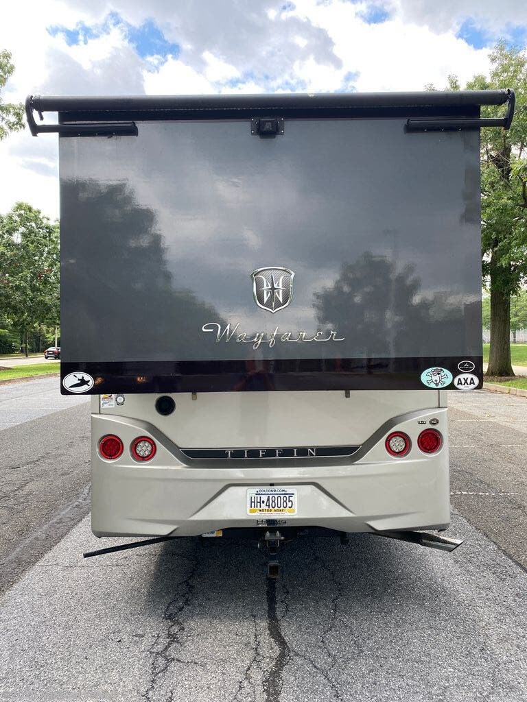 Call now about this 2019 Tiffin Wayfarer 24BW! 2019 Tiffin Wayfarer 24BW - Used Class C For Sale by National Vehicle in Emmaus, Pennsylvania